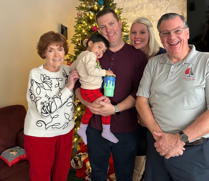 670 x 580 Mark Bio Carousel